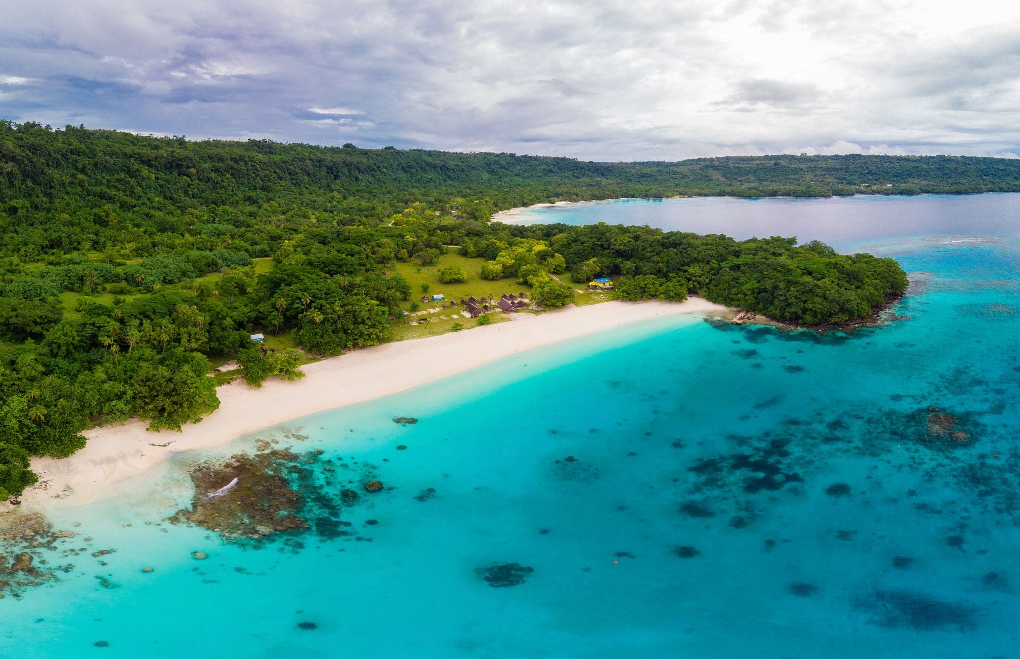 Vista en dron de Champagne Beach.