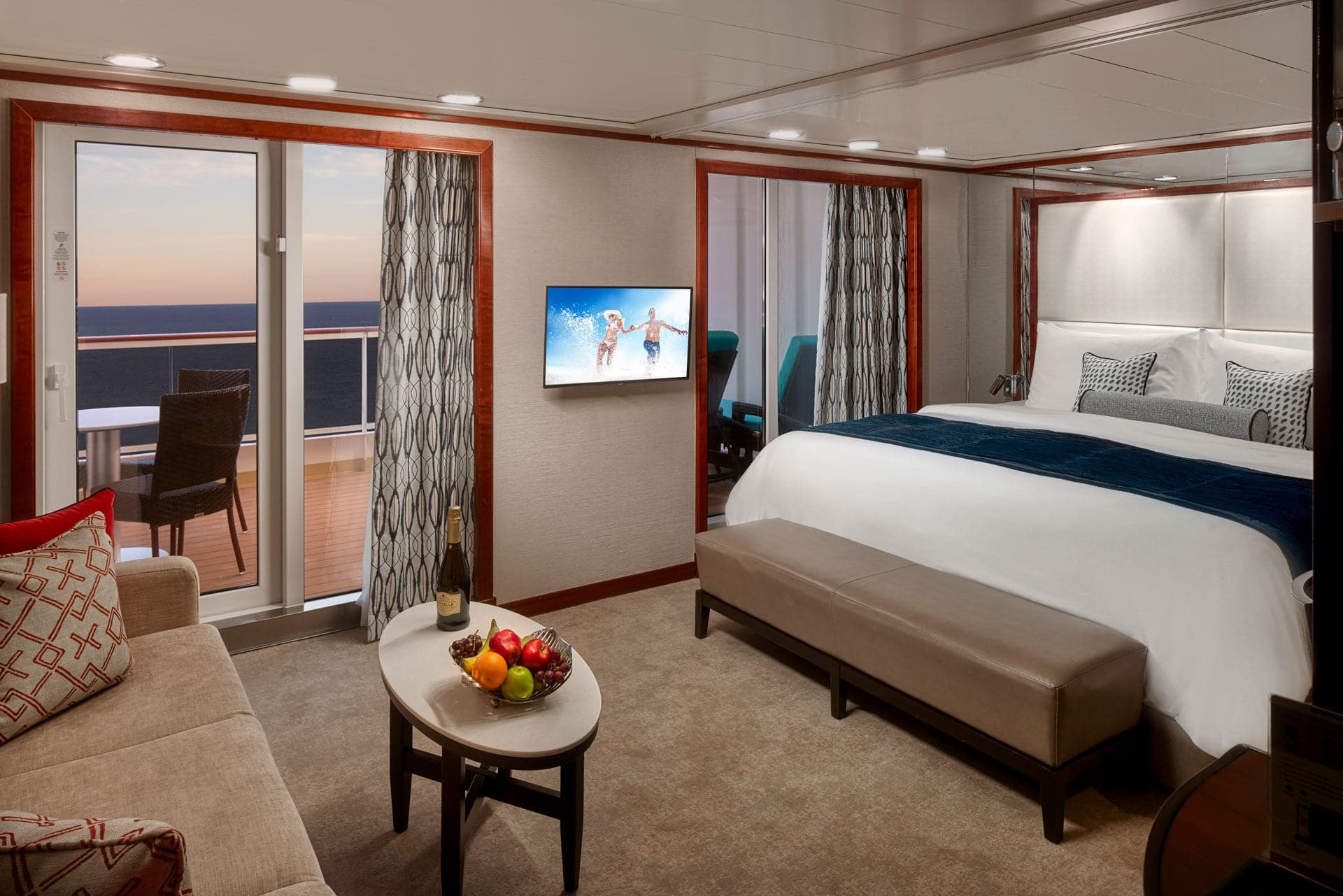 Penthouse con balcón grande, Pride of America