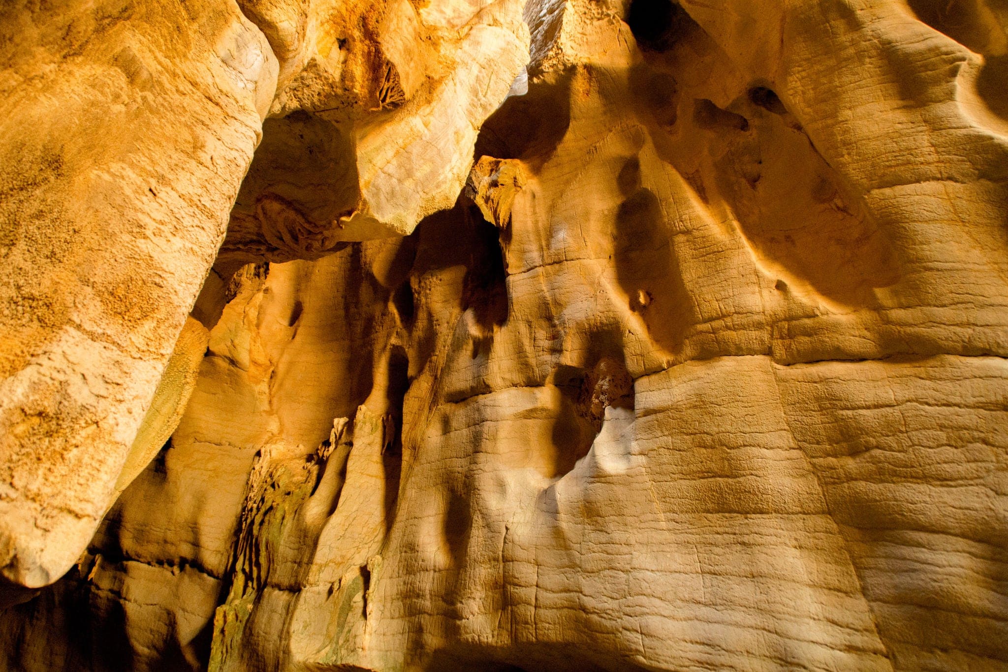 Phnom Chhngok Cave Temple, Kampot, Cambodia.