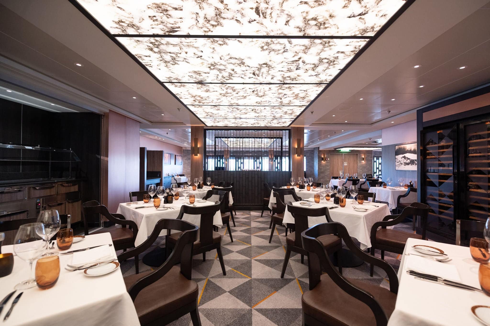 Norwegian Spirit, Cagney's