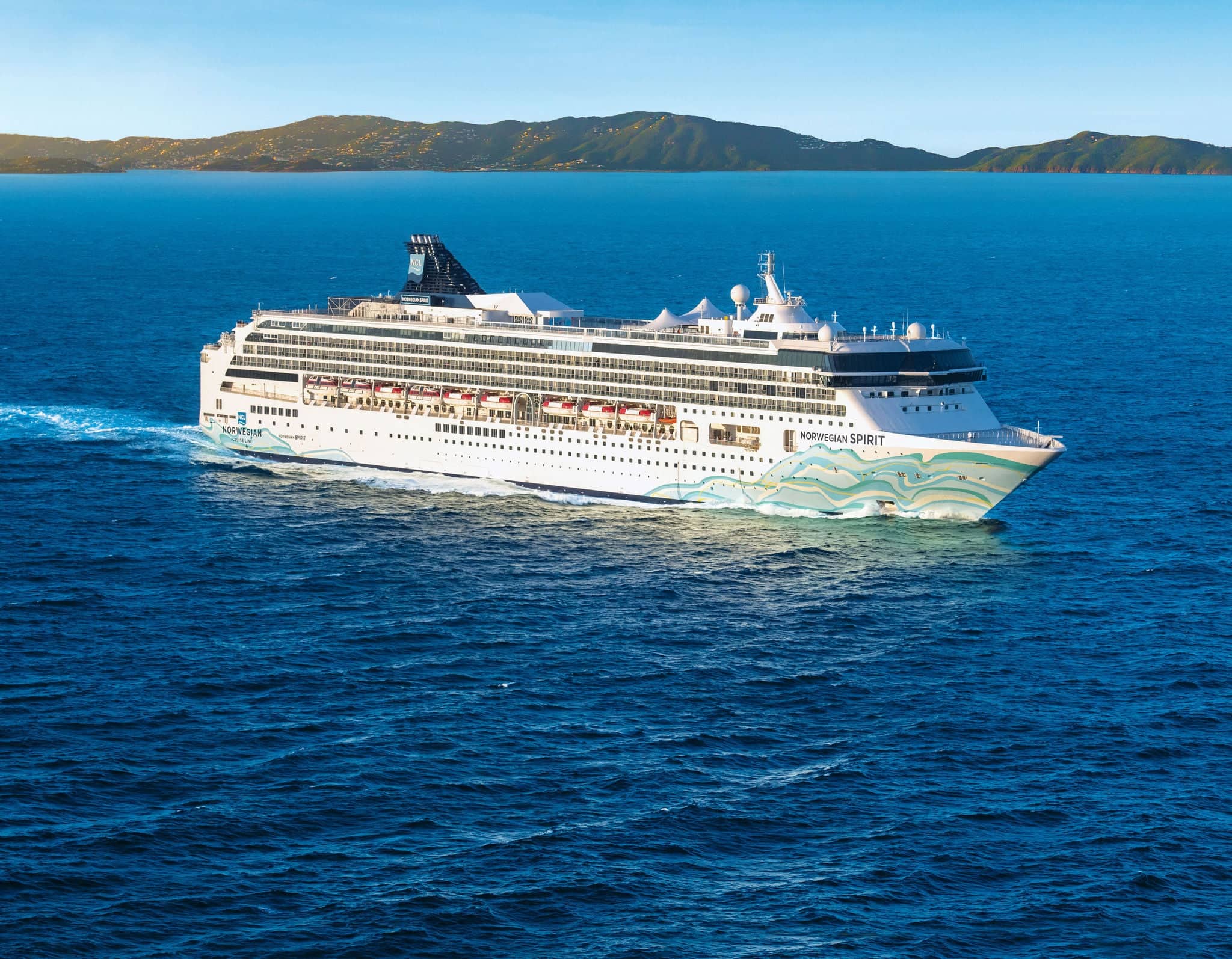 Norwegian Spirit, Cruise Line