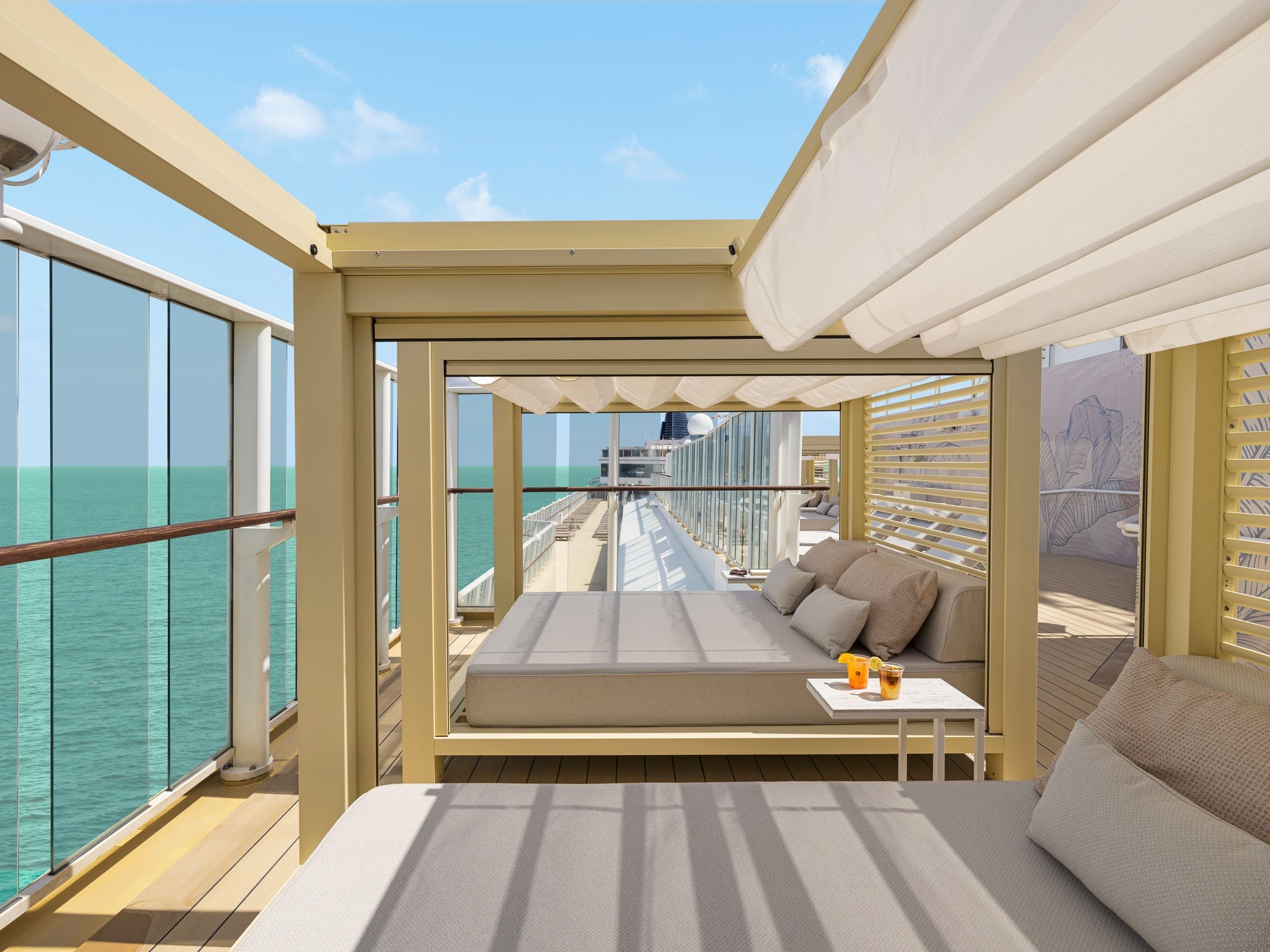 Norwegian Jade - Vibe Beach Club
