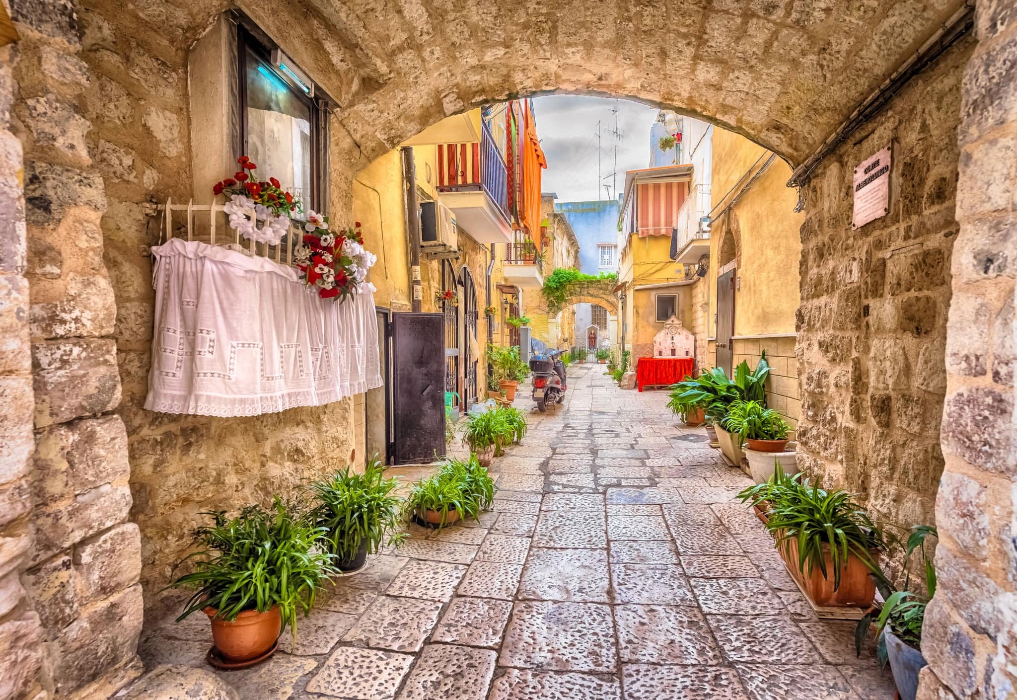 Alleyway in old white town Bari, Puglia, South Italy