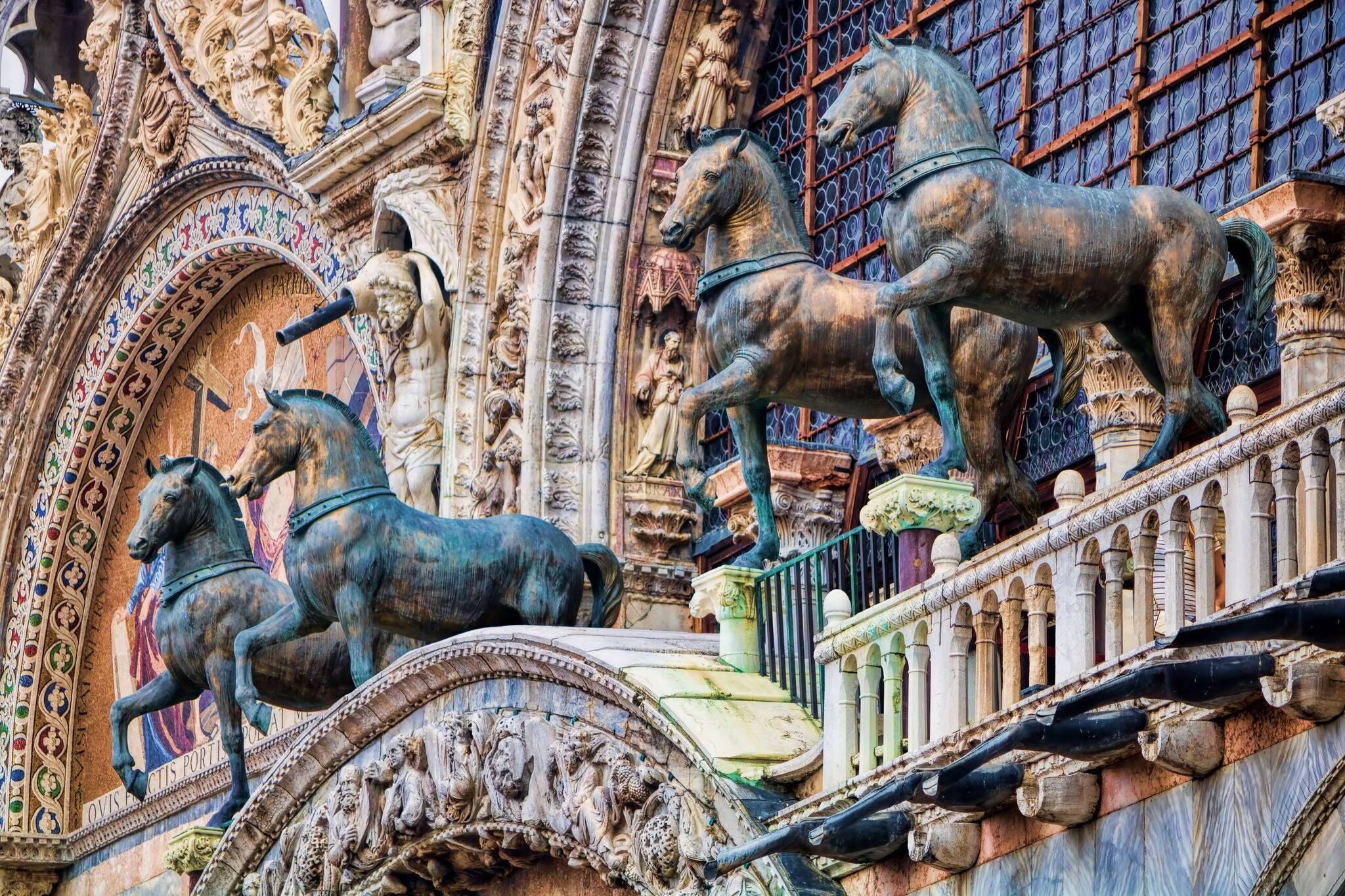 cuadriga antigua en el domo de San Marcos en Venecia, Italia