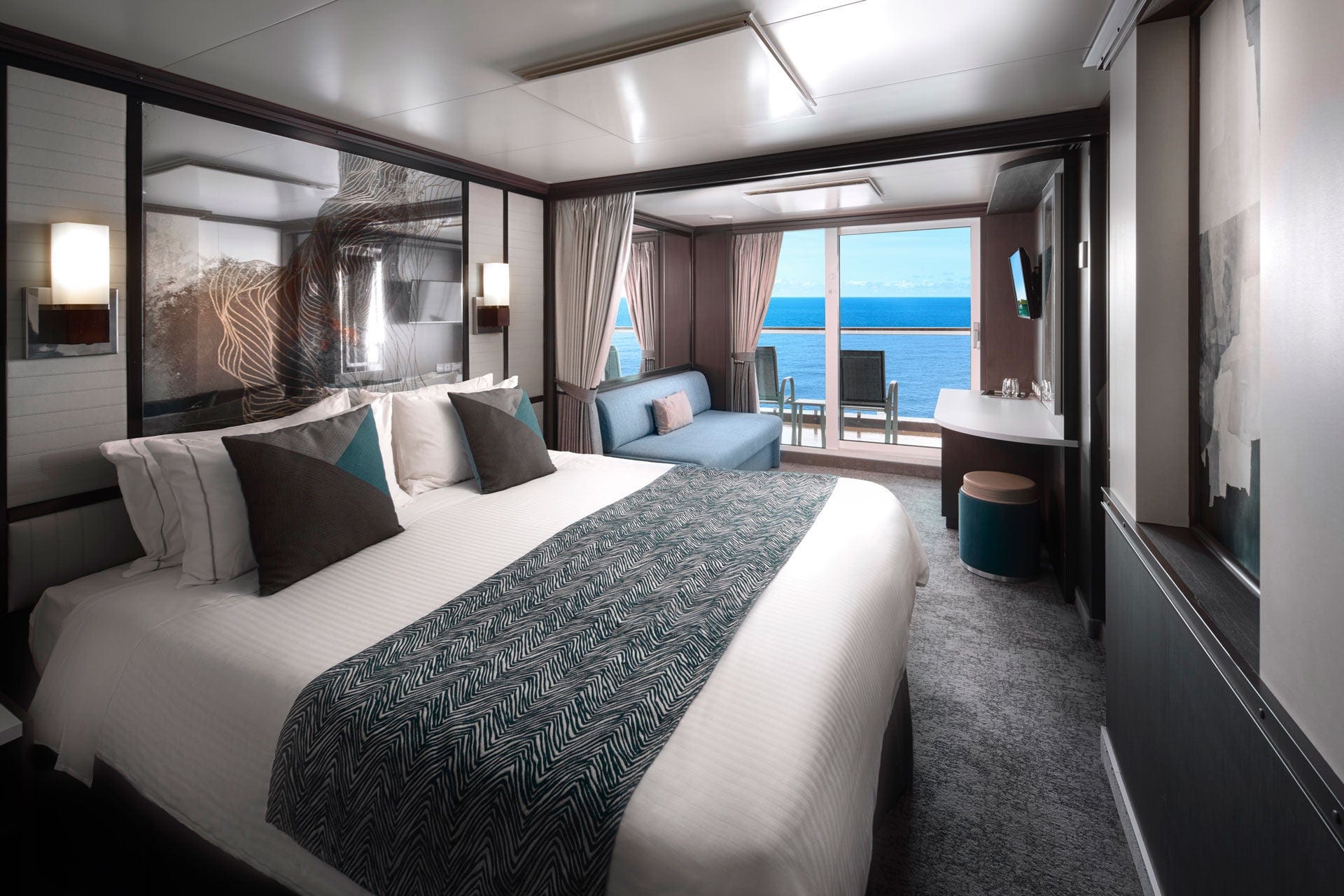 Club Balcony Suite, Norwegian Jewel