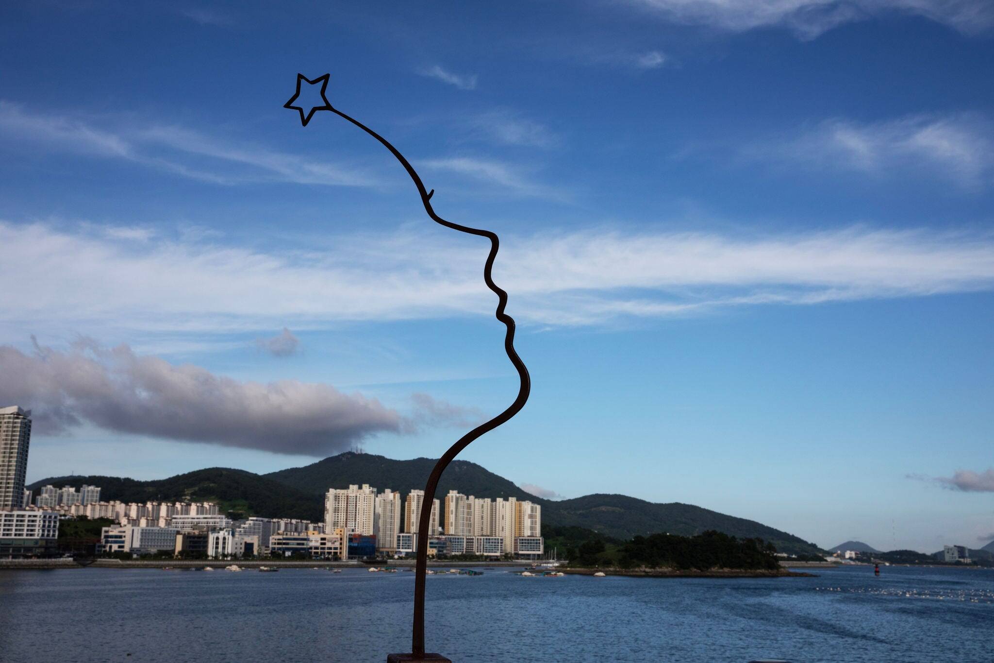 Yeosu Jangdo, sea scenery, sky, clouds, travel, boat, mountain, fishing village, background, beautiful, pretty