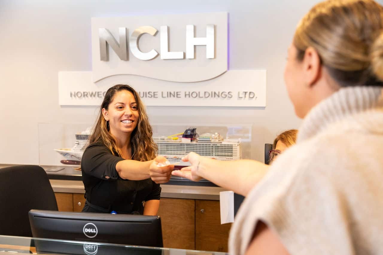 NCLH Front Desk