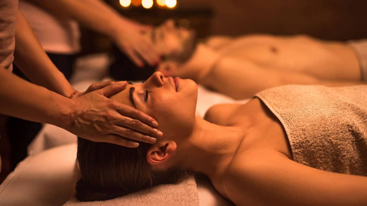 Honeymoon Couple's Massage