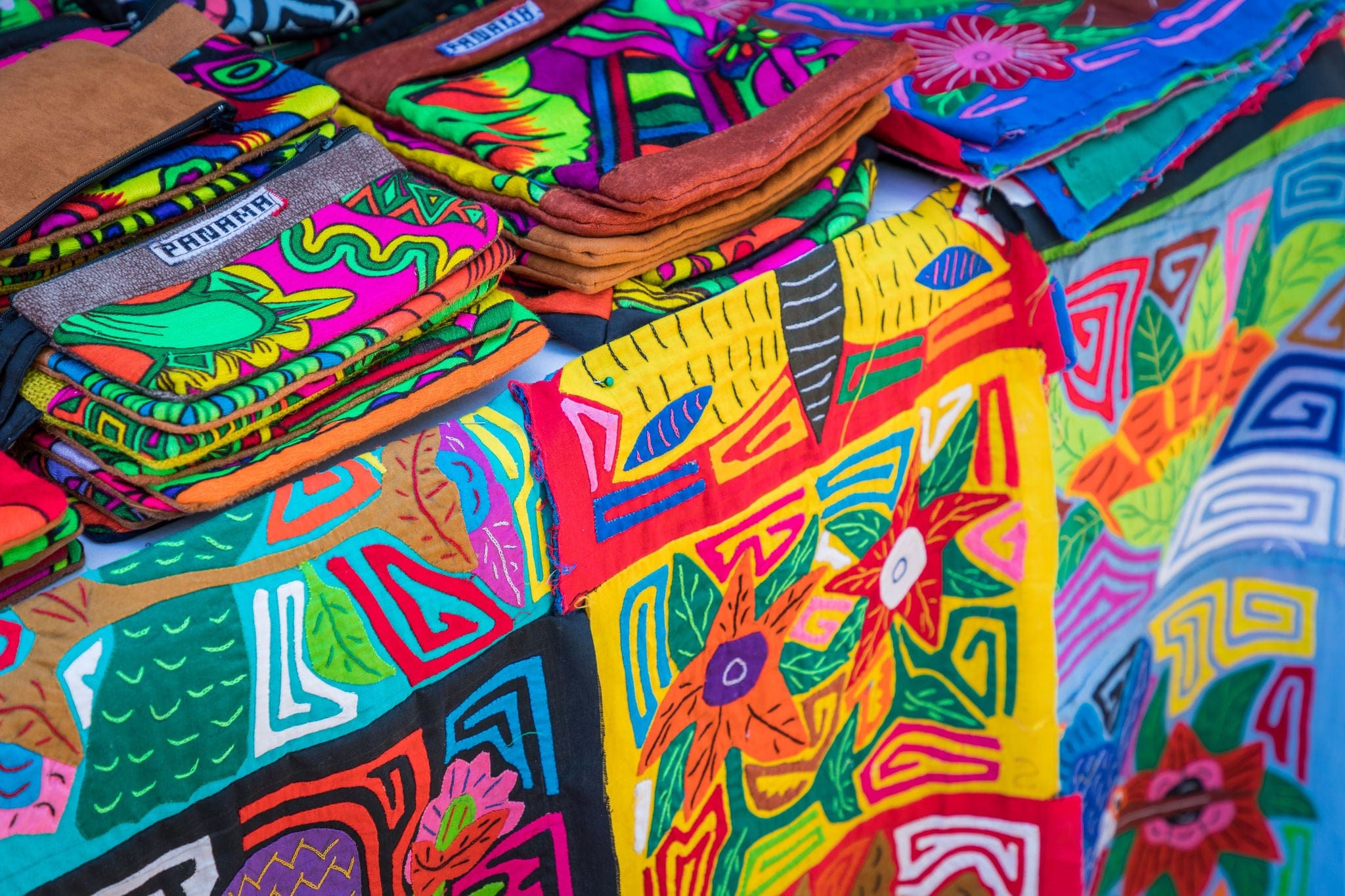 Street stall with hand-made souvenirs from Panama city