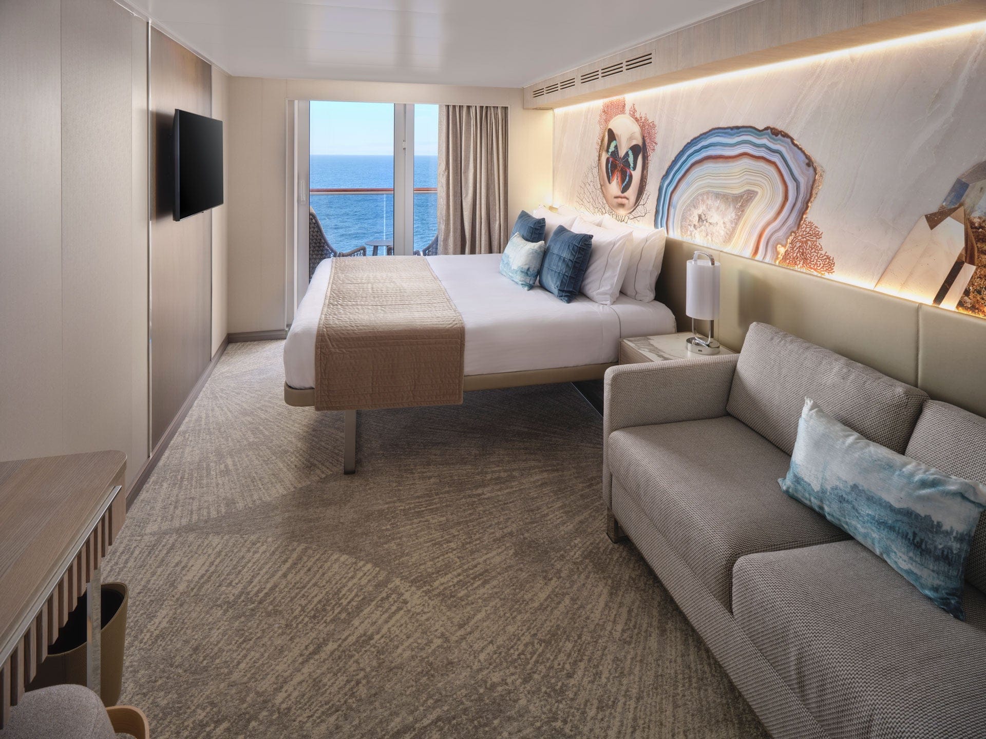 Balcony Suite Bedroom, Norwegian Prima