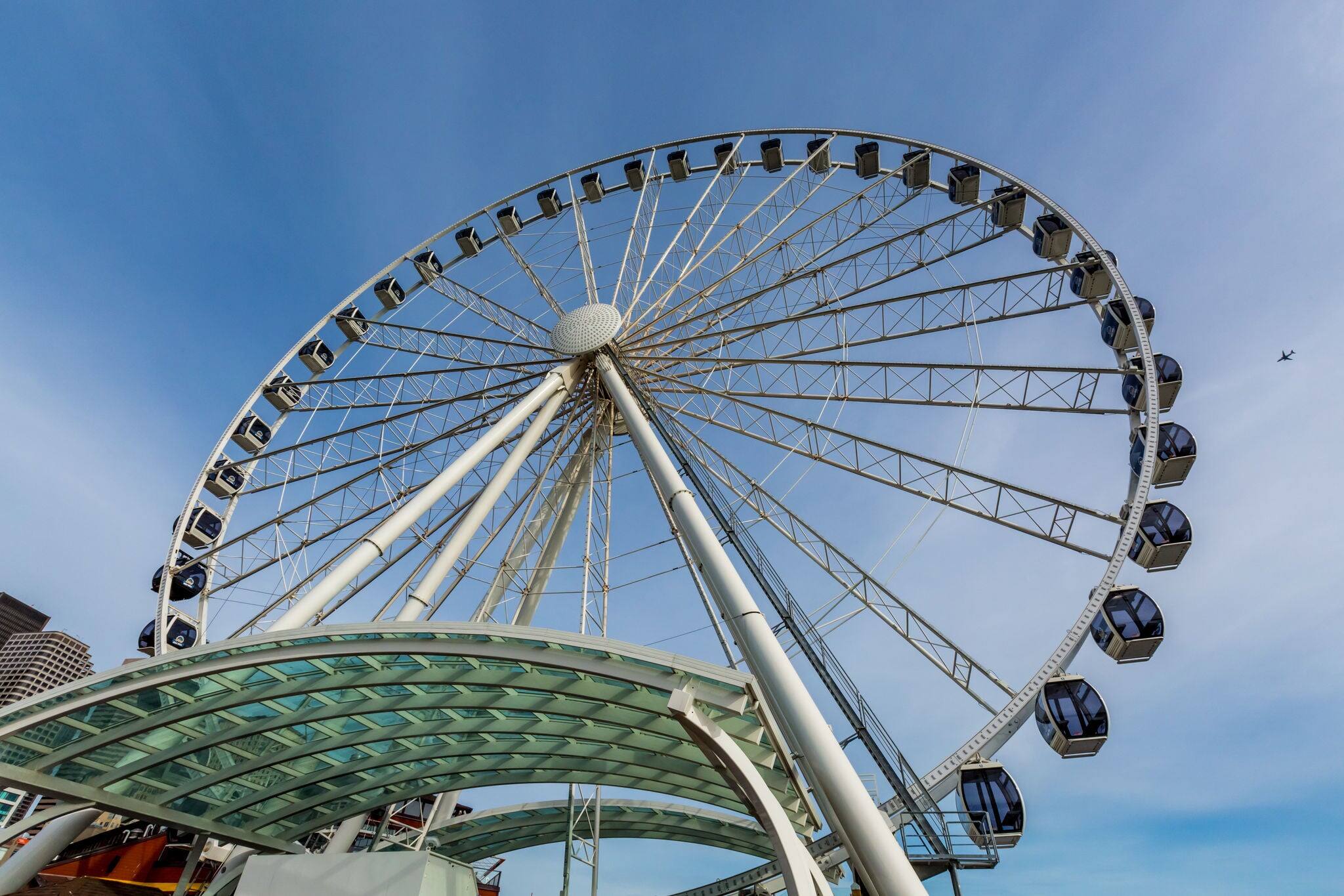 Seattle Ferris Wheel Ride
