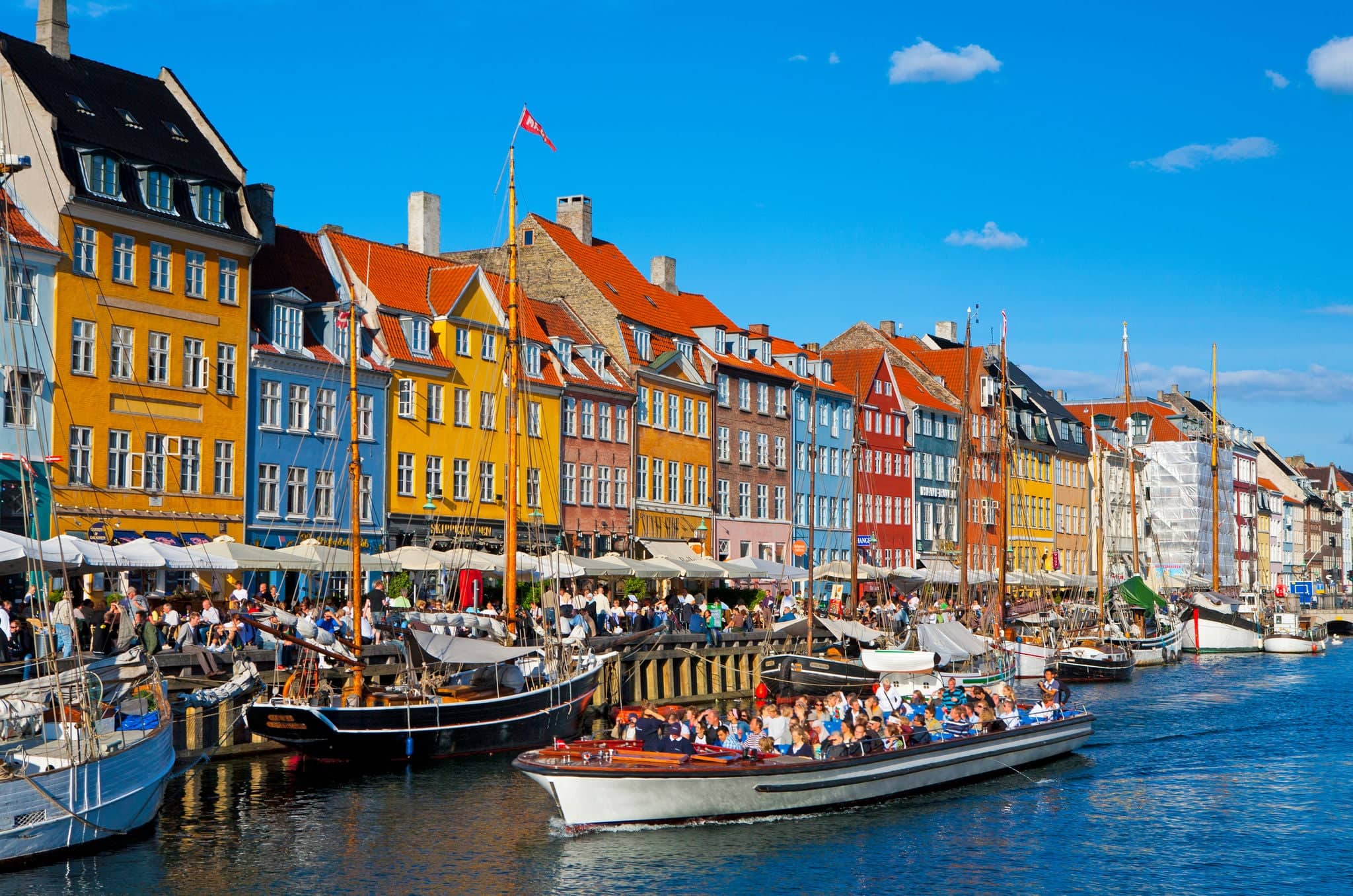 NCL-Norway-Fjords-Cruise-Copenhagen-Canal