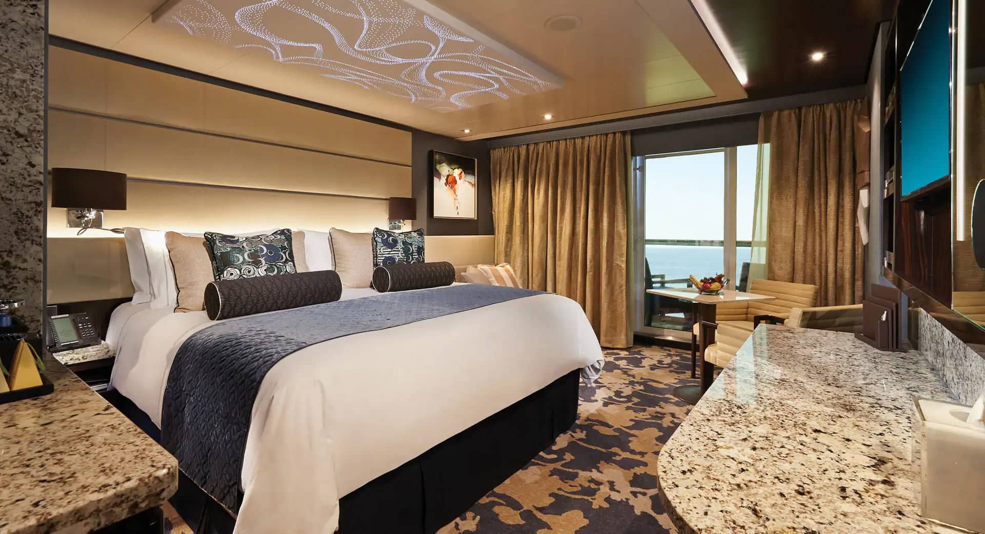 The Haven Courtyard Penthouse with Large Balcony