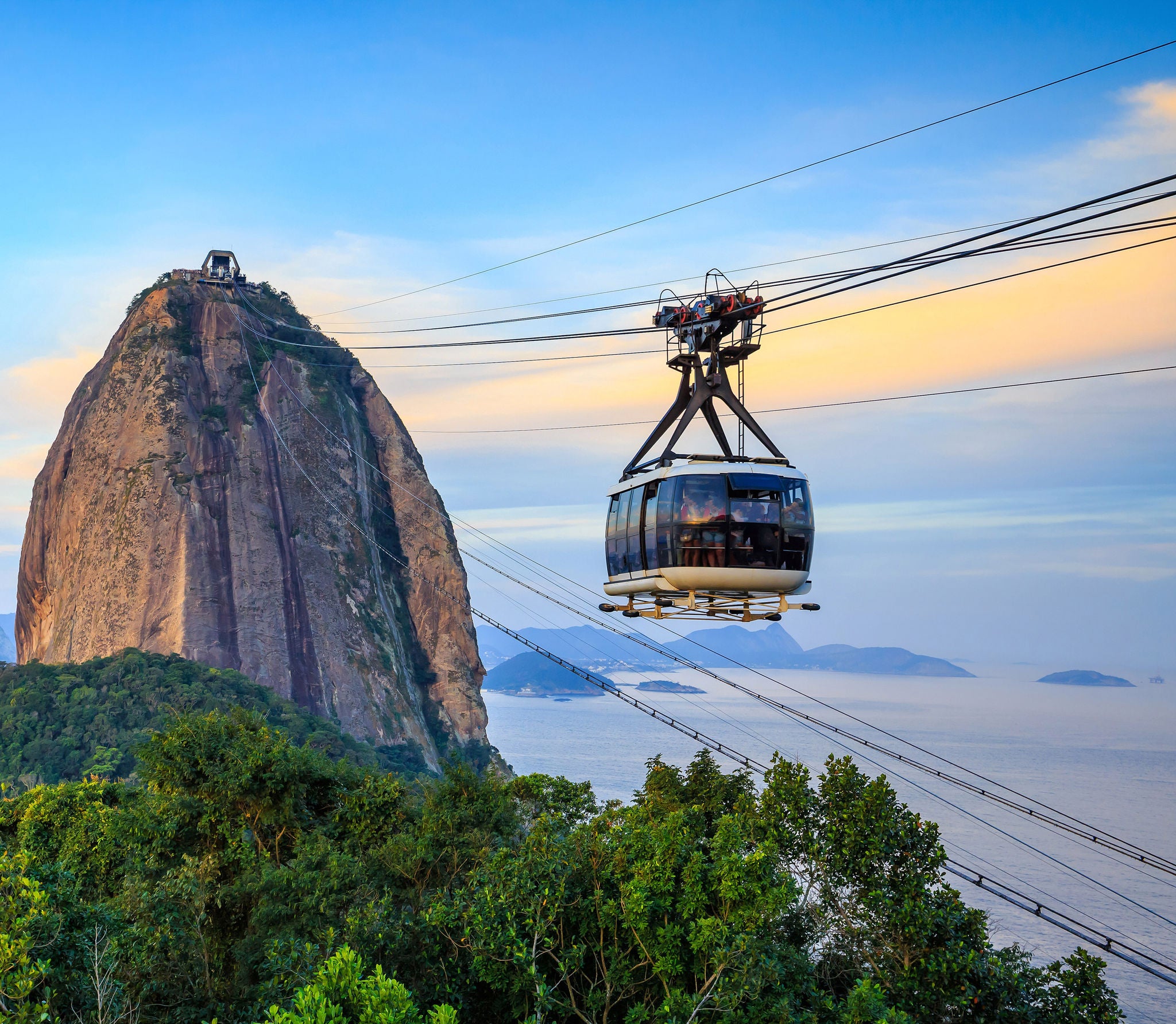 Cable car and Sugar Loaf mountain in Rio de Janeiro