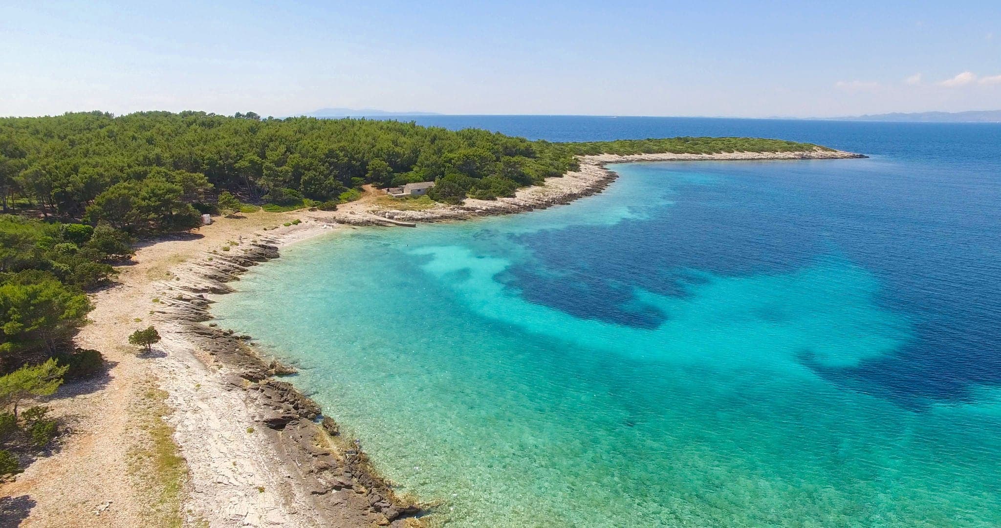 Playa cerca de la isla dalmatiana de Kórcula,Croatia.