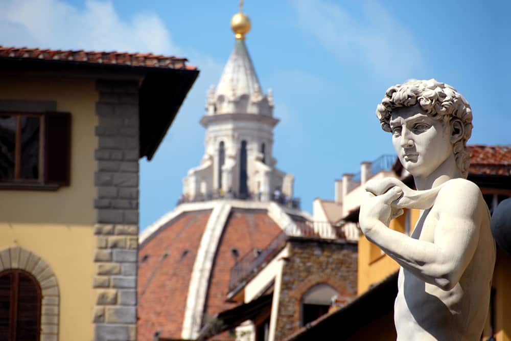 Vista de la estatua de David en Florencia, Italia