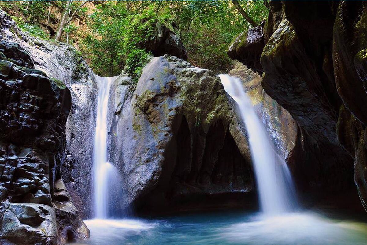 Experience the Waterfalls of Damajagua