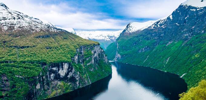 Geirangerfjord es un sueño para los amantes de la naturaleza.