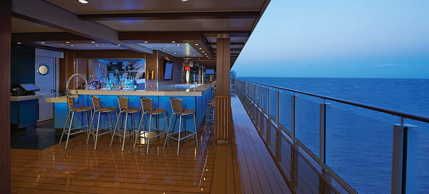 ESCAPE.EXPERIENCE.Waterfront 