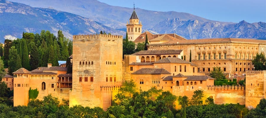 Palacio de La Alhambra en tu crucero por Europa