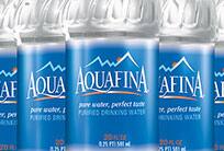 Paquetes de botellas de agua
