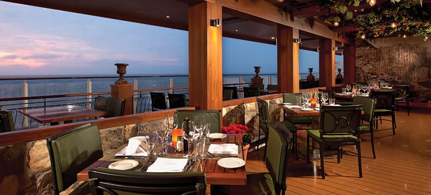 DINING_BREAKAWAY.La Cucina