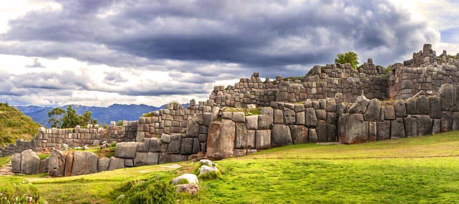 Muros de la fortaleza de Sacsayhuamán