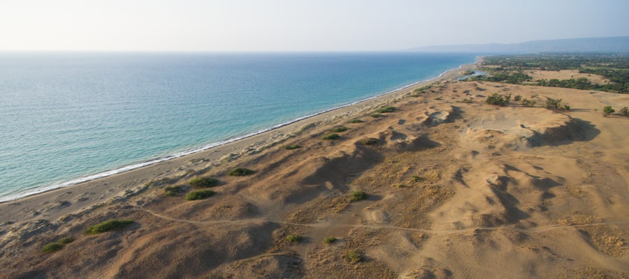 Las espectaculares dunas de arena bordean la costa de Ilocos.