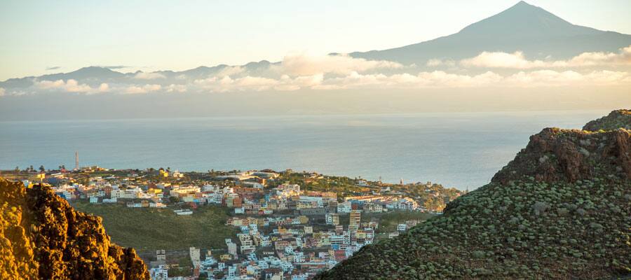 Contempla el Pico del Tiede, un volcán de Tenerife y el punto más alto