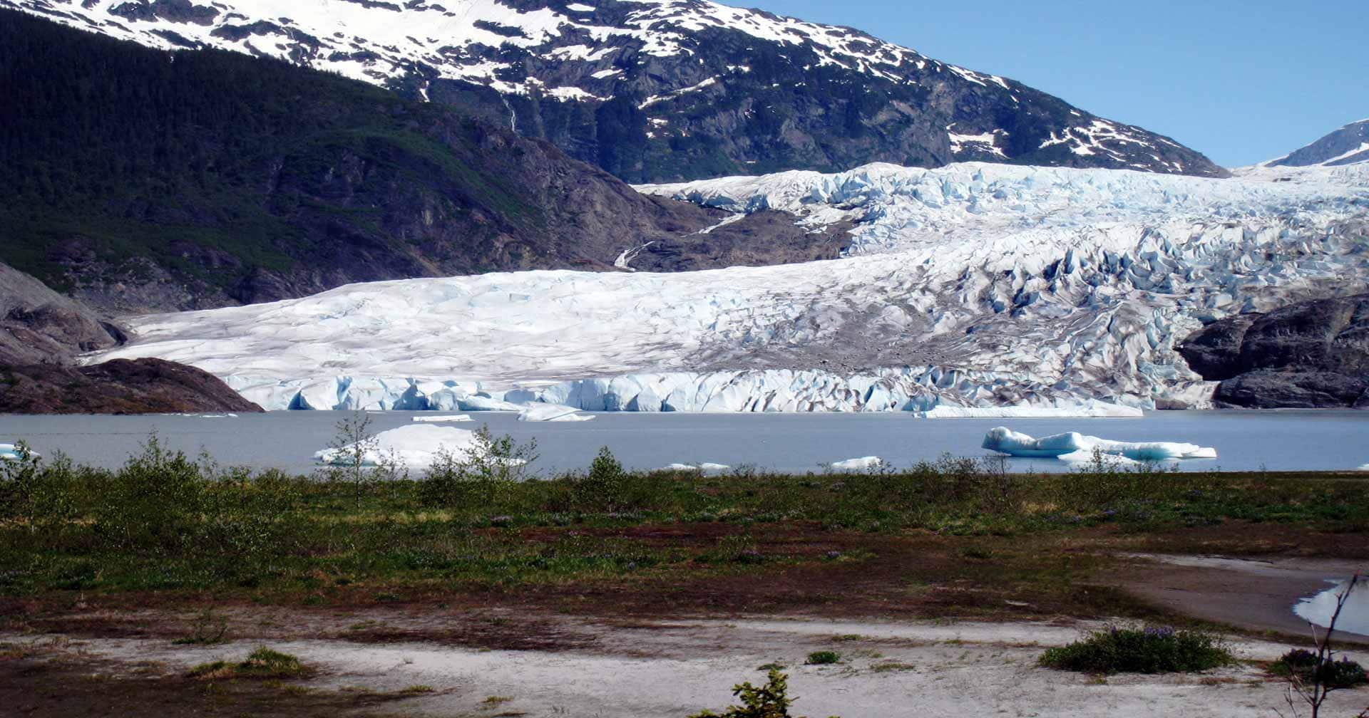 Exploración en el glaciar Mendenhall