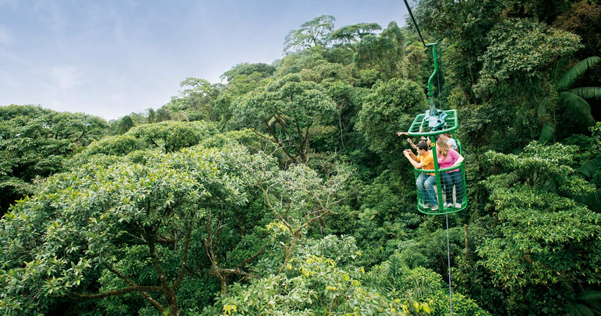 Teleférico y aventura en la selva tropical