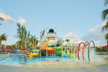 Nuevo Splash Harbor