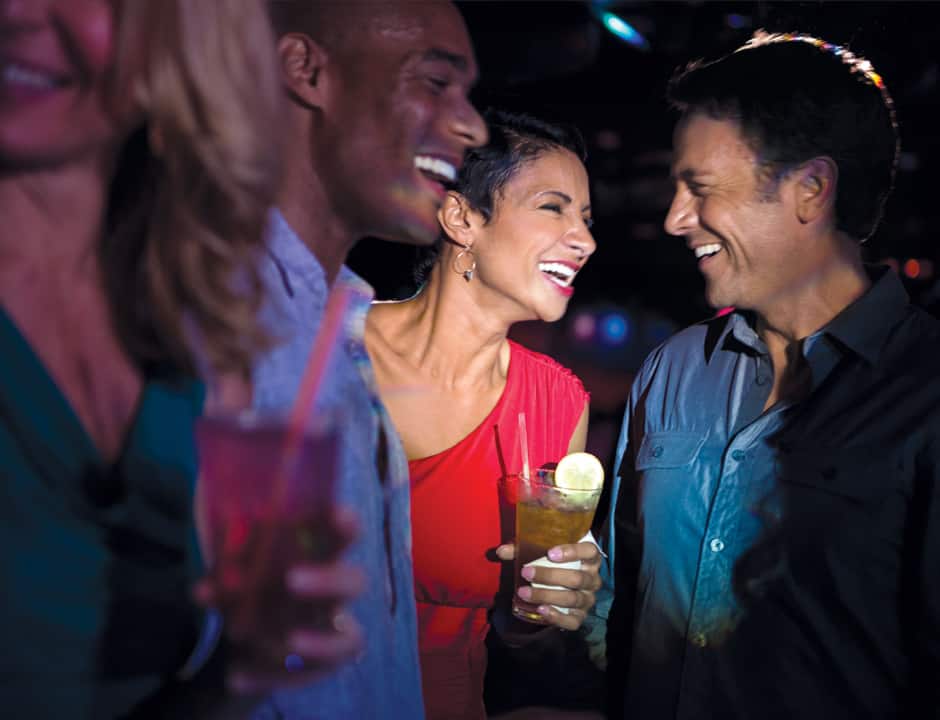 Salón Bliss Ultra Lounge