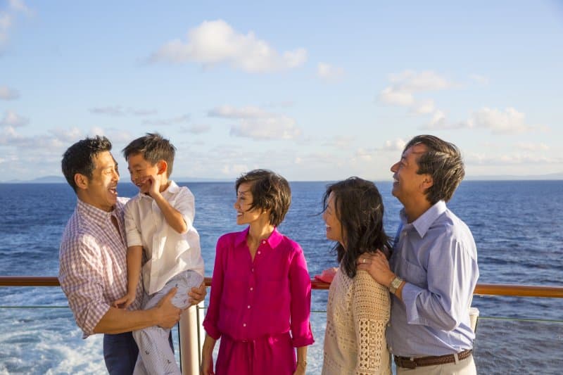 4 consejos para compartir camarote en un crucero con amigos y familiares 