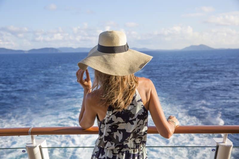 Cruising Solo: 6 Ways to Engage with Other Travelers